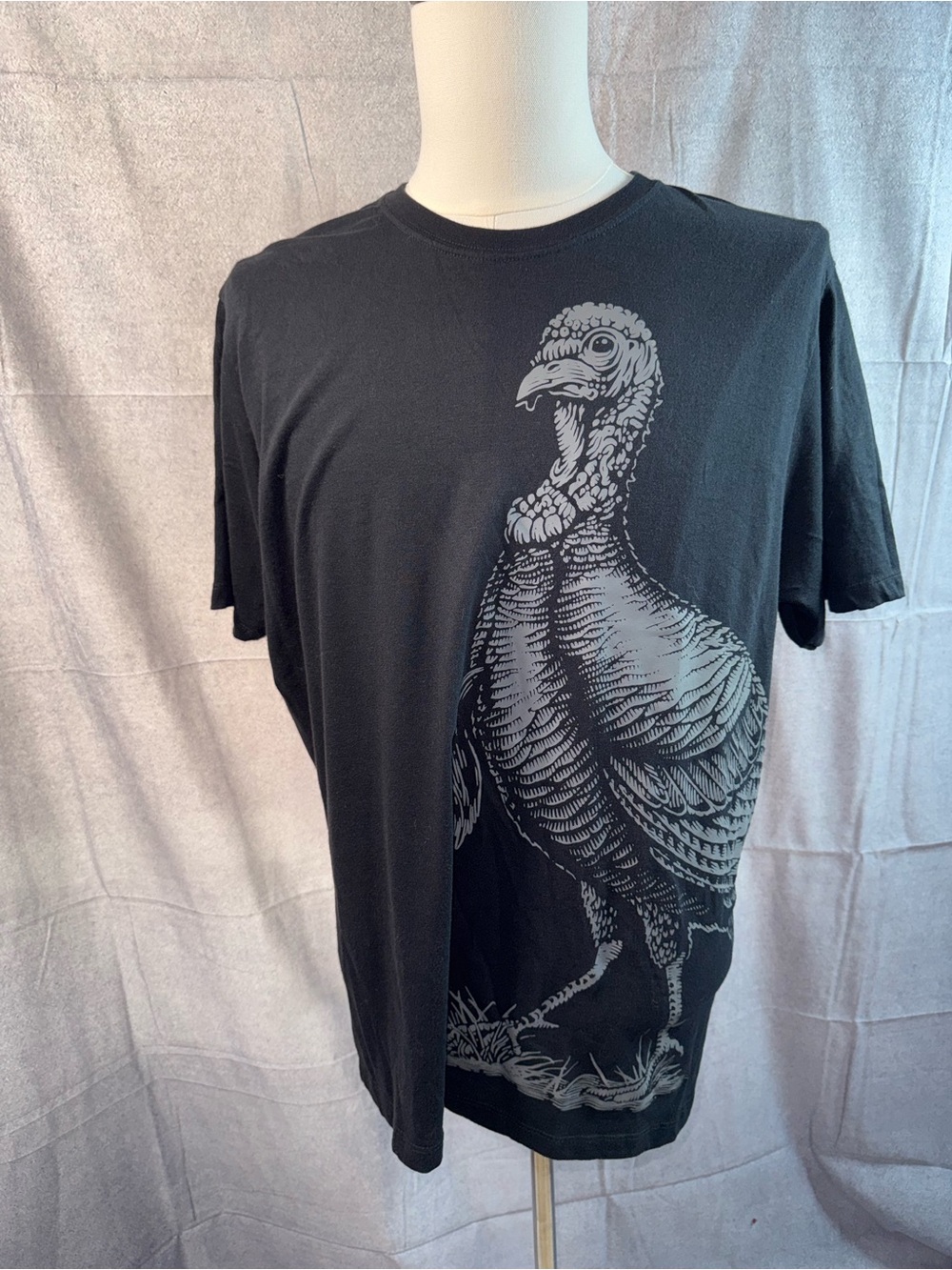 1373-Wild Turkey Black Men's T-Shirt with Large Grey Turkey Graphic